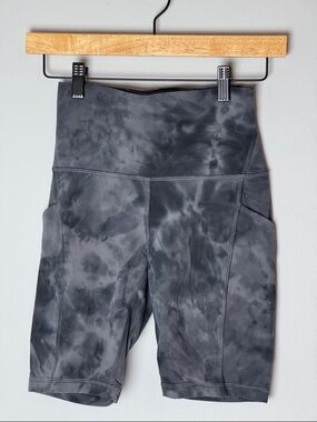 Lululemon Biker Shorts 4